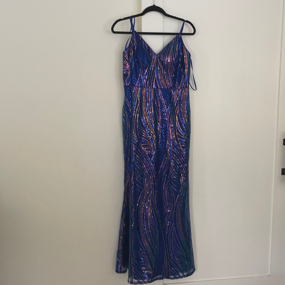 a mermaid cut, beautiful long sequence dress!